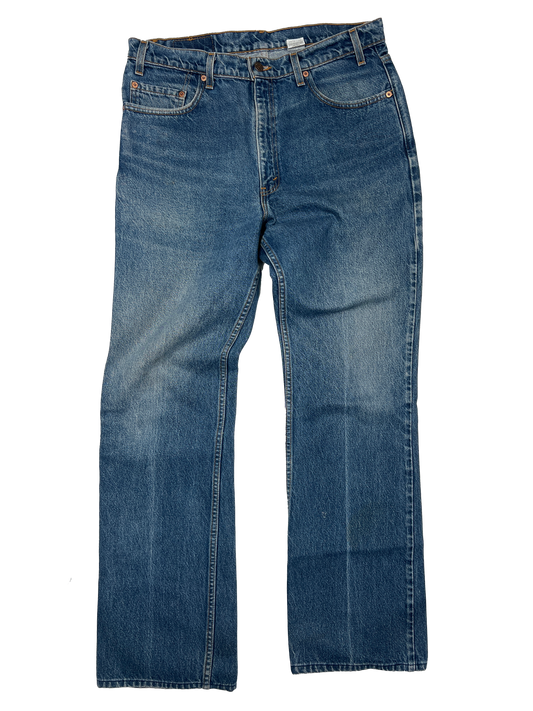 Bootcut Levi Jeans